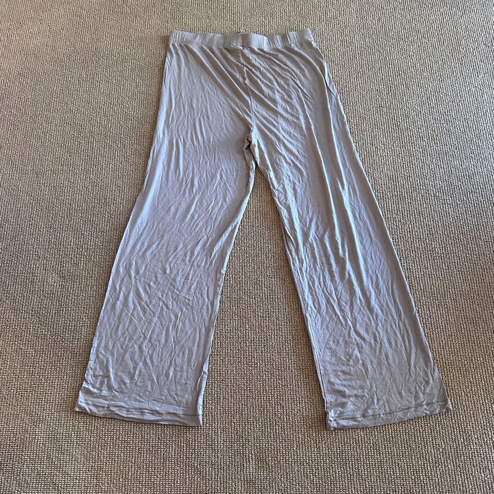 SKIMS Lounge Wide-Leg Pants in Light Gray